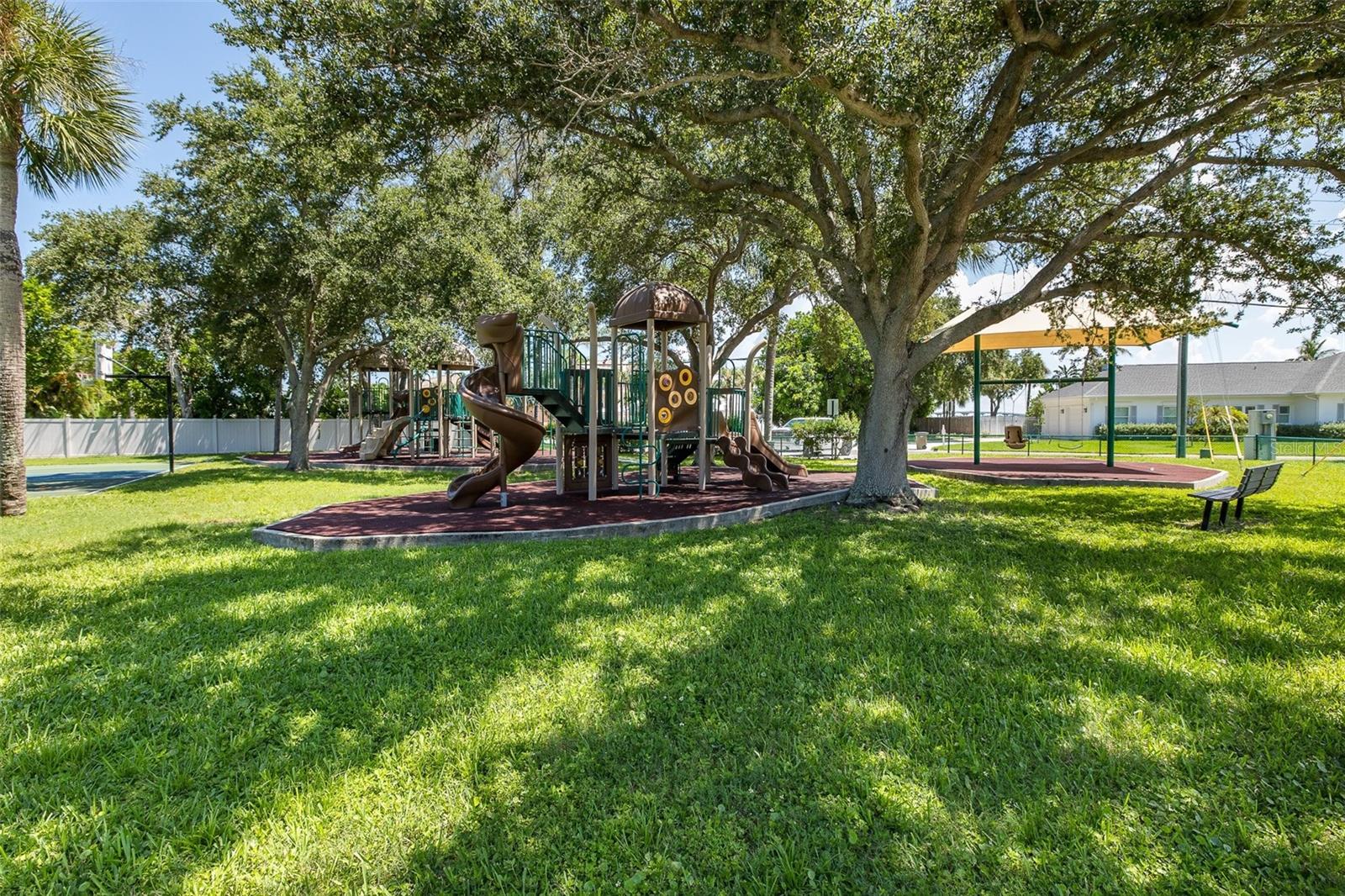 2501 Bay Blvd Property Photo 46