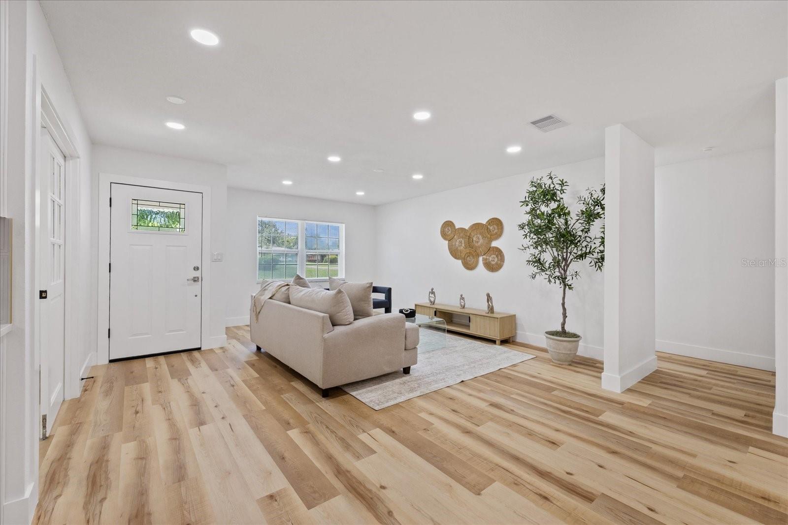 2928 Forest Cir Property Photo 9