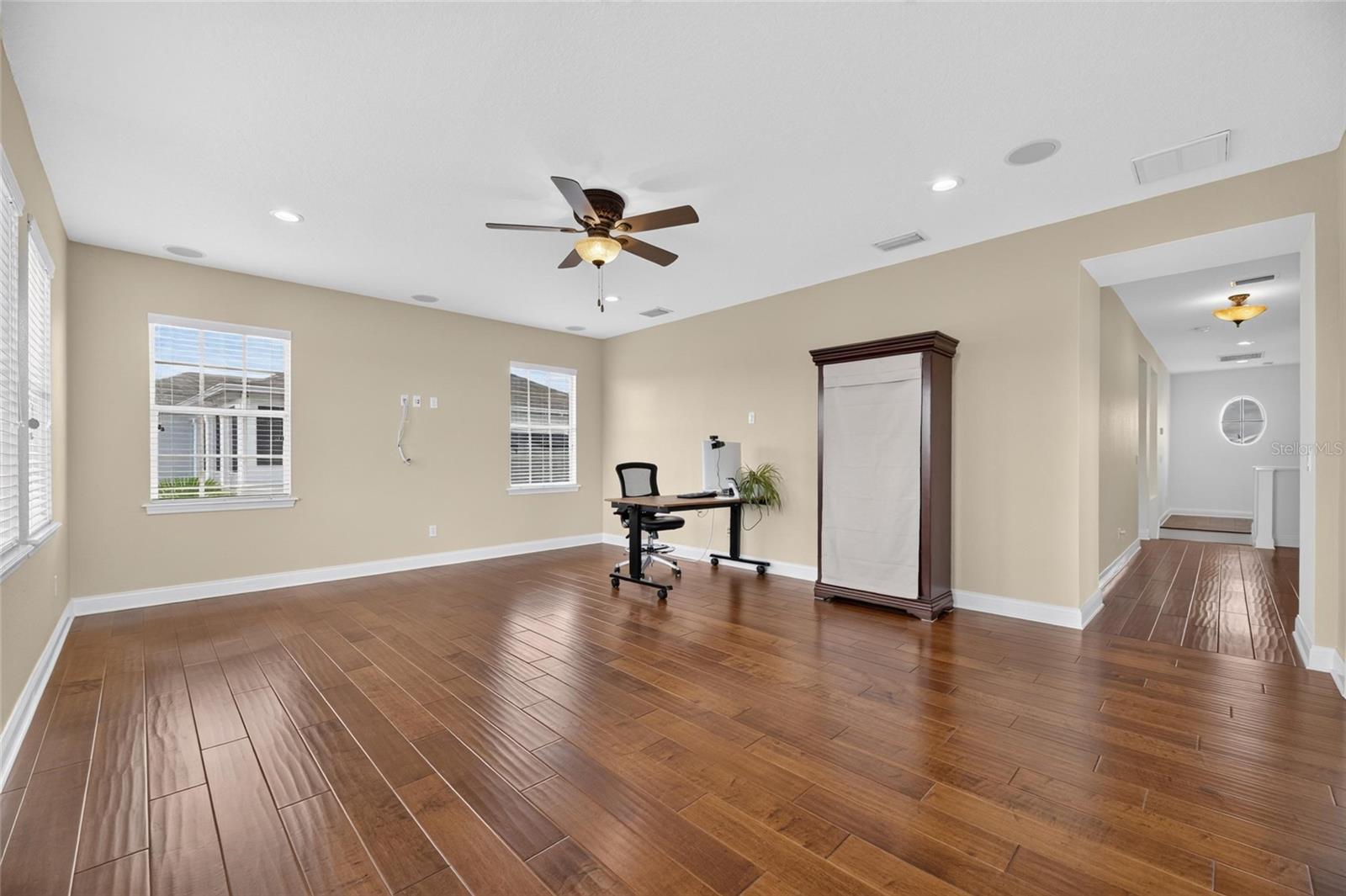 715 Islebay Dr Property Photo 80