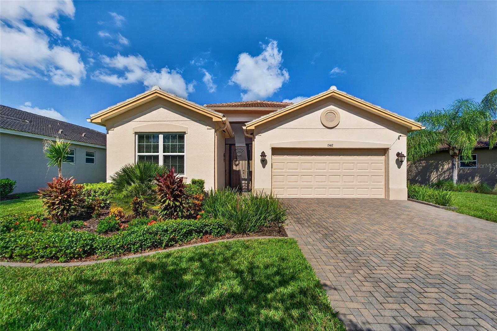 15412 Santa Pola Dr Property Photo 1