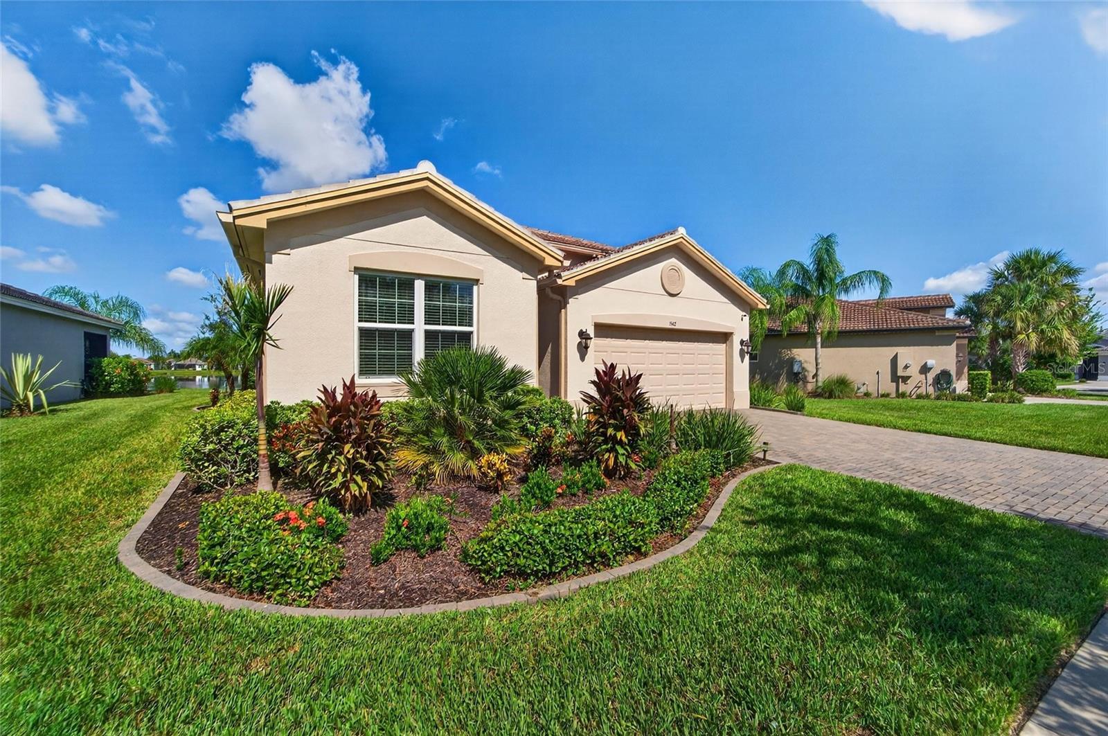 15412 Santa Pola Dr Property Photo 3