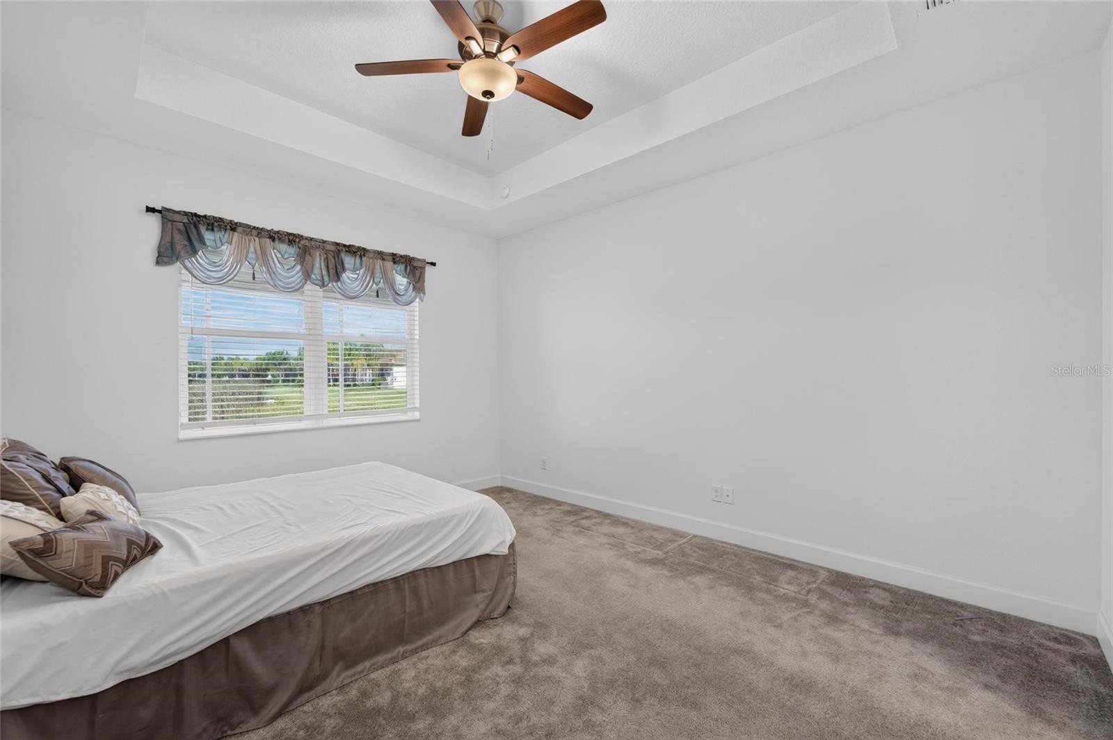 15412 Santa Pola Dr Property Photo 26