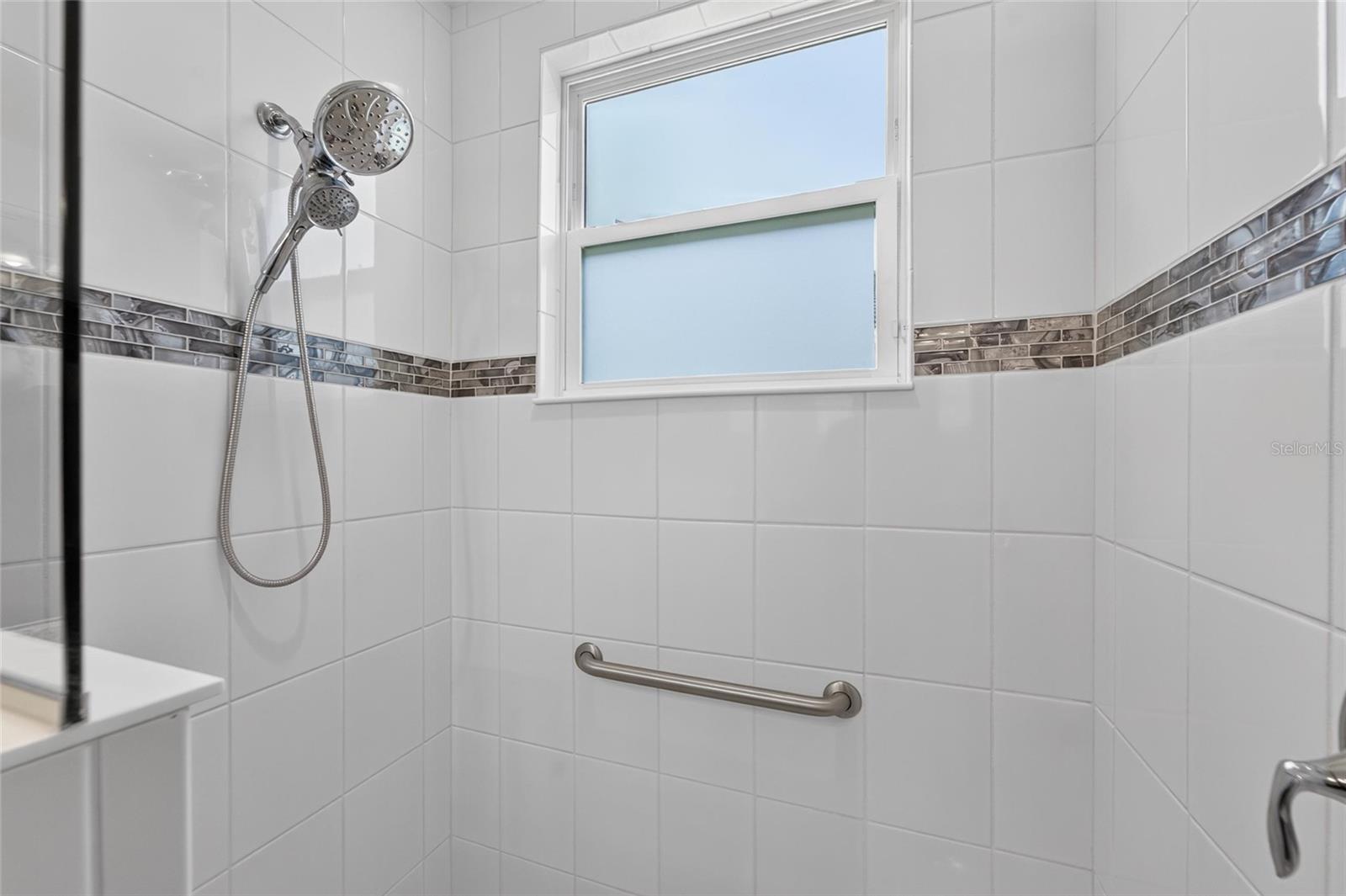 15412 Santa Pola Dr Property Photo 30