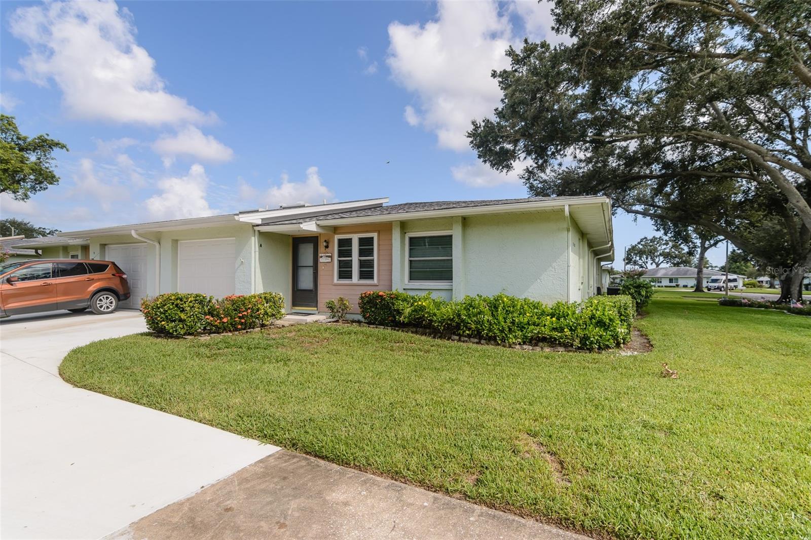 1139 Orange Tree Cir E #a Property Photo 1