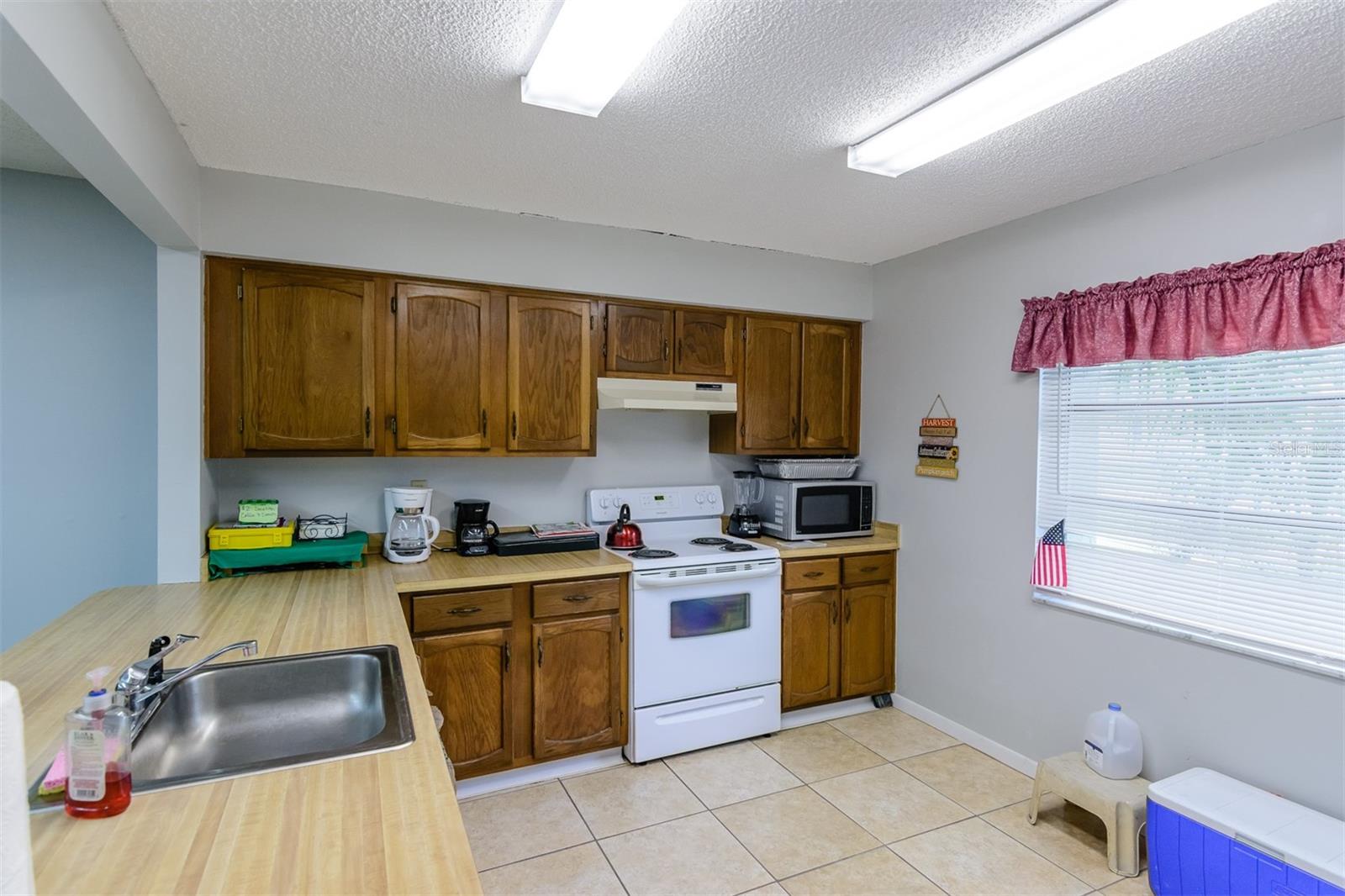 1139 Orange Tree Cir E #a Property Photo 21