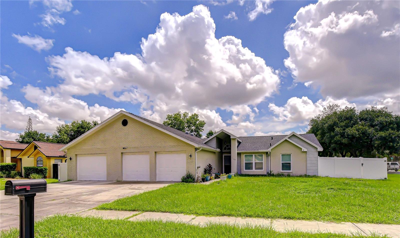 1108 Dockside Dr Property Photo 2