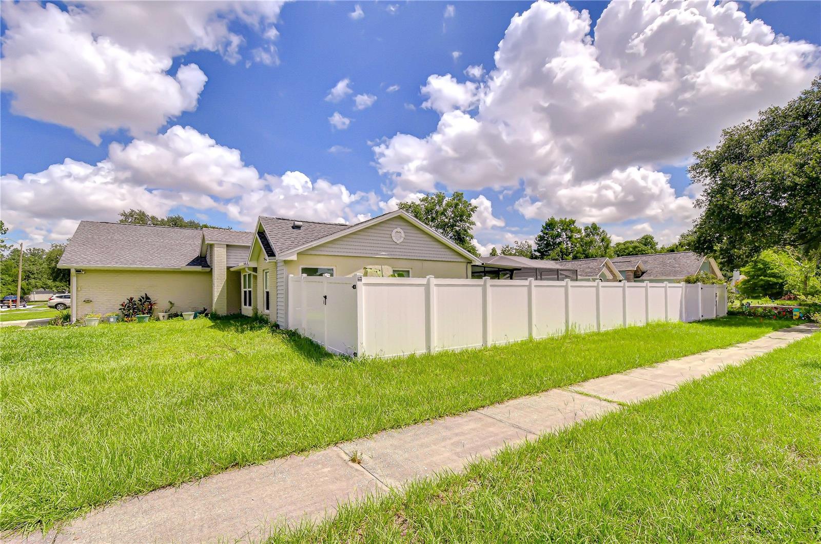 1108 Dockside Dr Property Photo 8