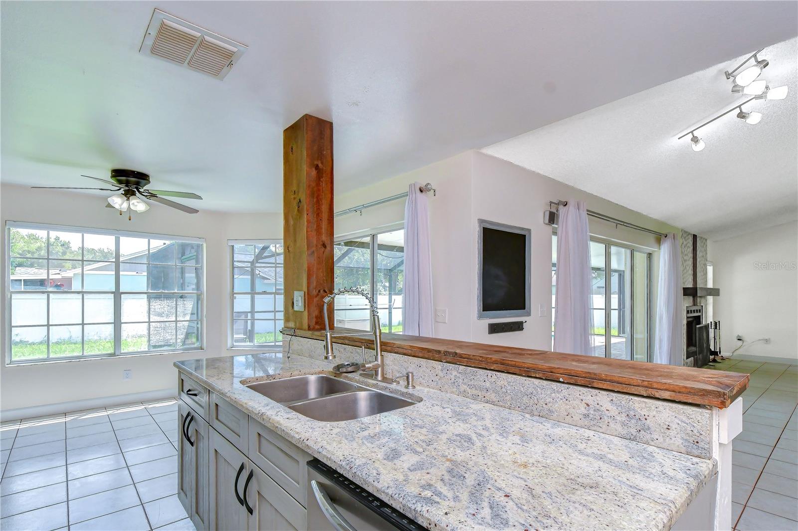 1108 Dockside Dr Property Photo 38