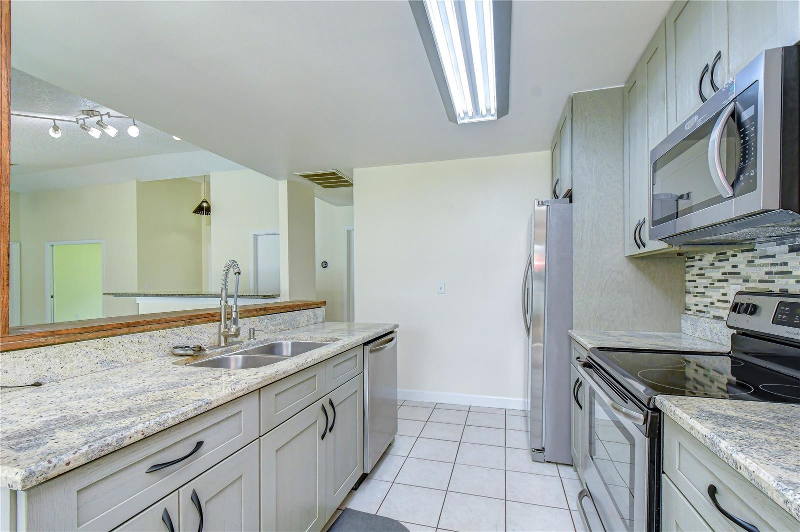 1108 Dockside Dr Property Photo 43