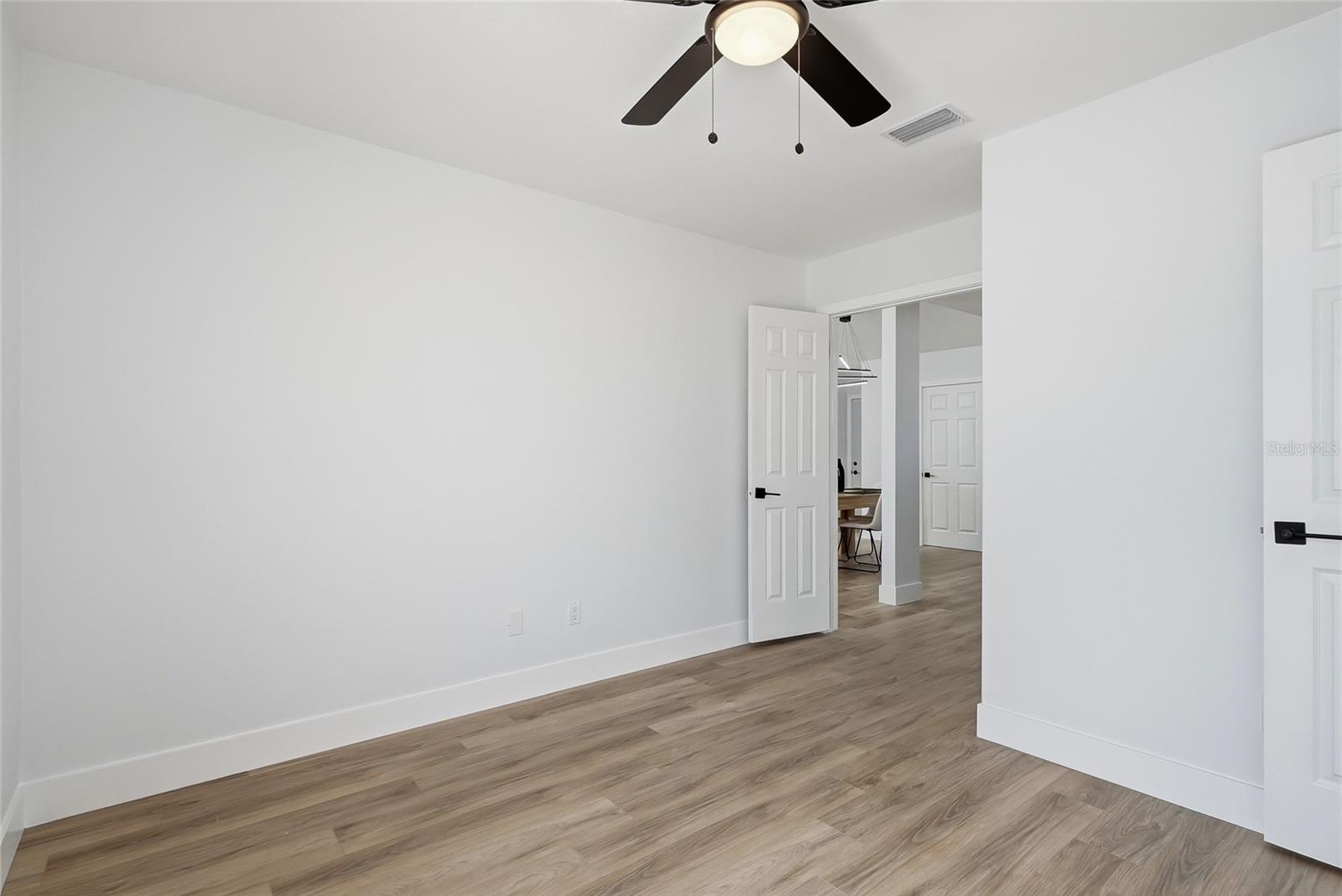 12511 Cardiff Dr Property Photo 27