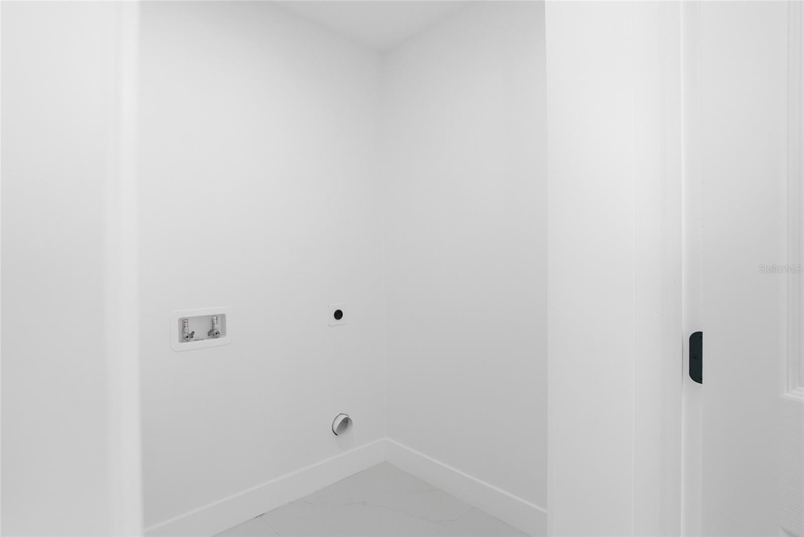 12511 Cardiff Dr Property Photo 39