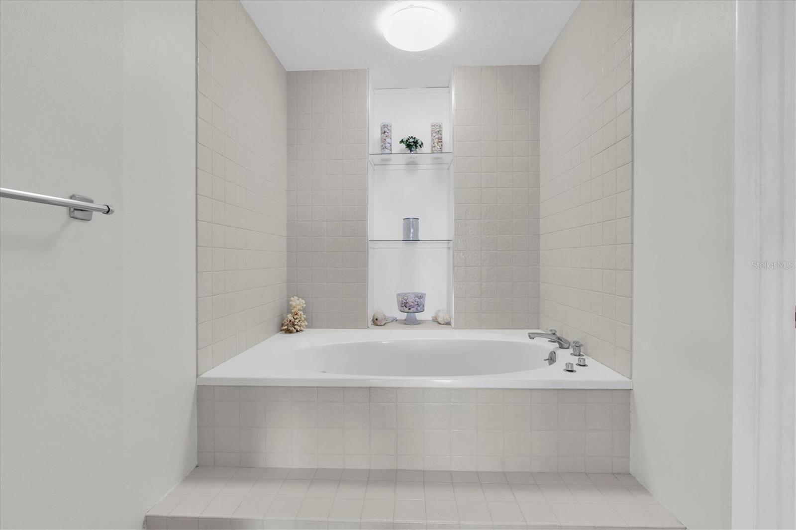 1600 Gulf Blvd #617 Property Photo 29