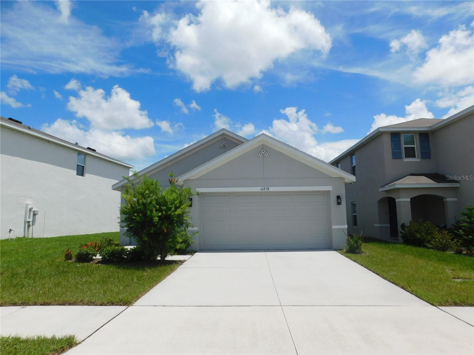 16838 Delia St Property Photo 1