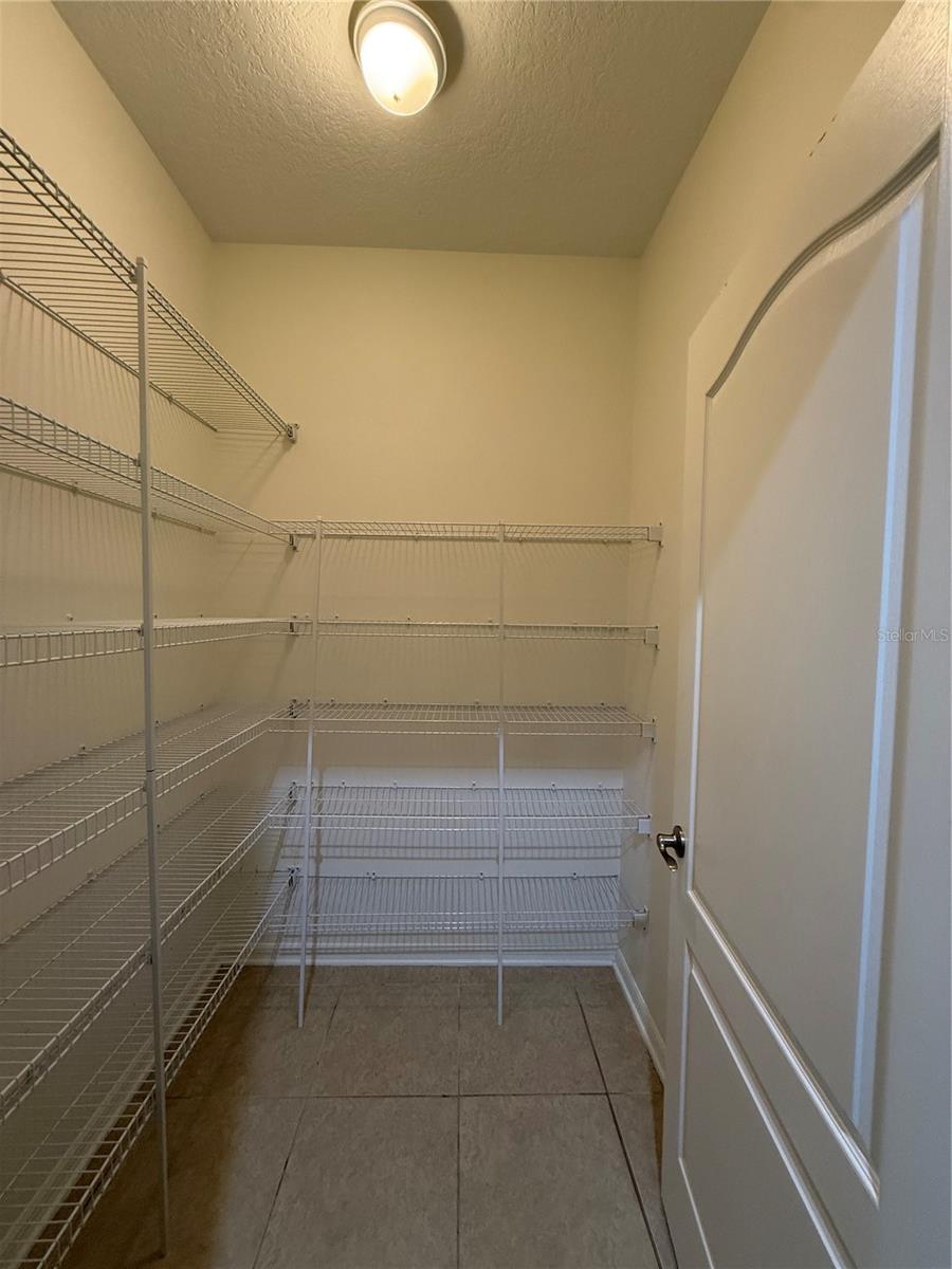 422 Westchester Hills Ln Property Photo 13