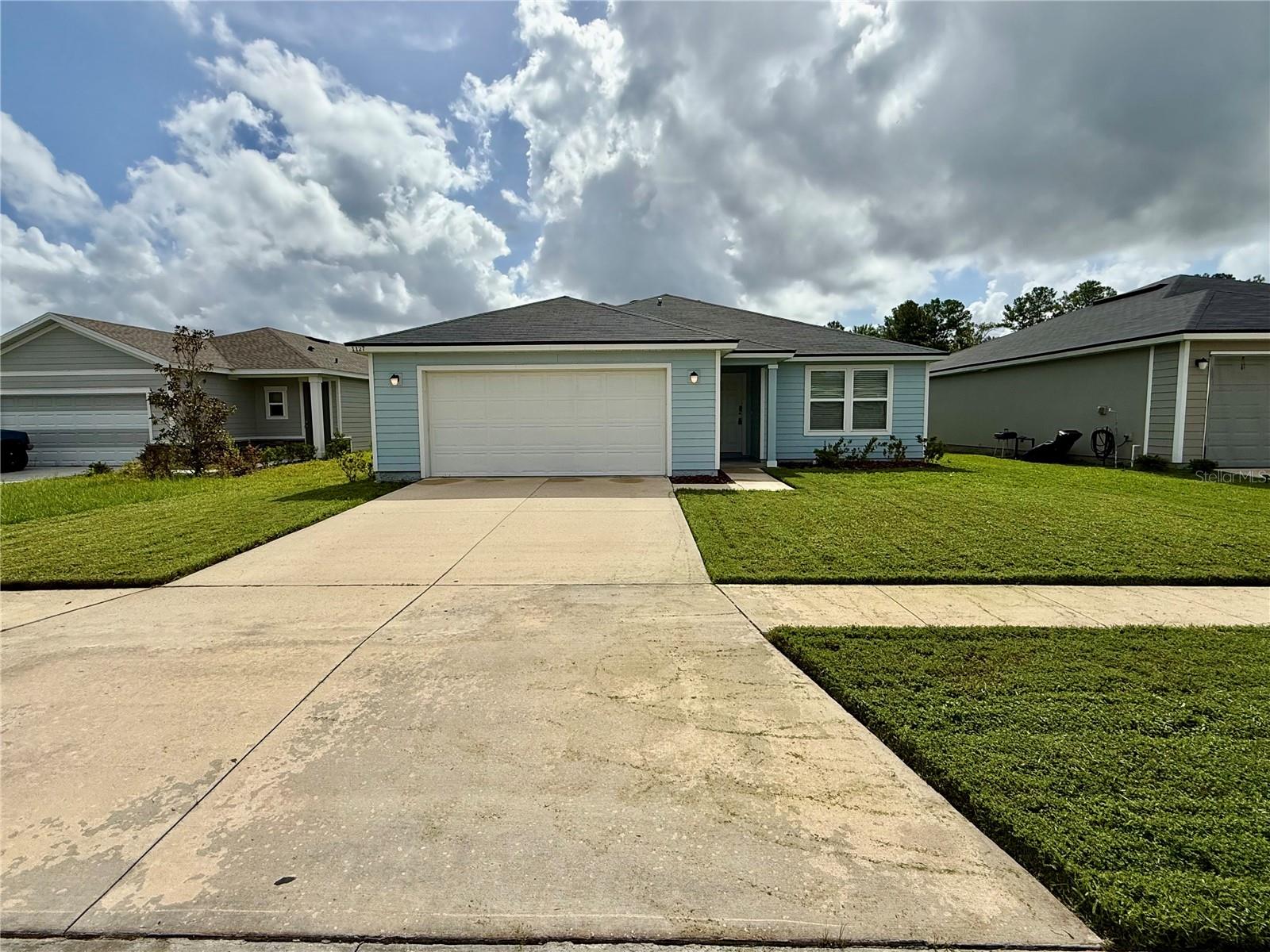 1127 Grand Cypress Ct Property Photo 1