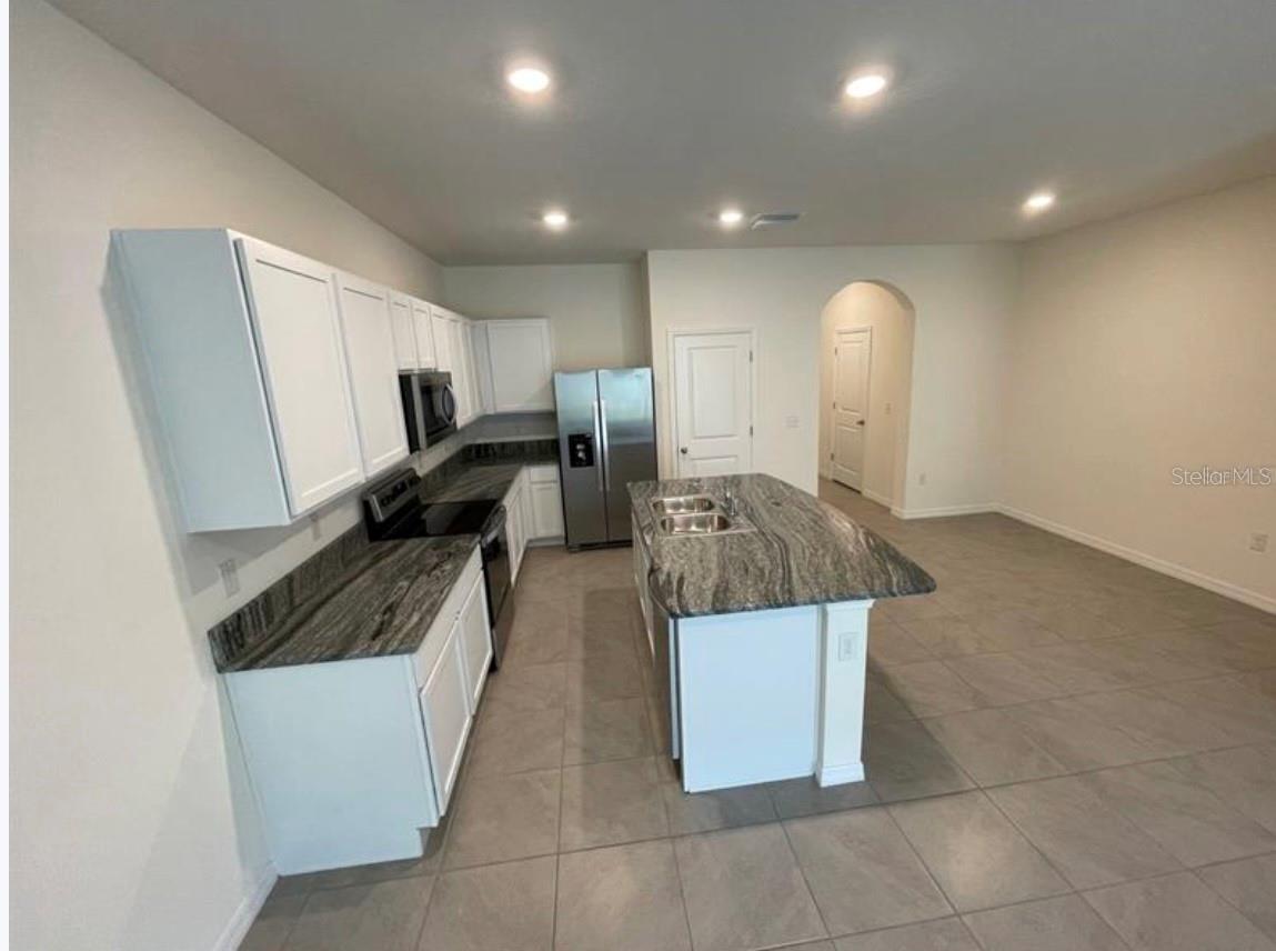 32971 Pez Landing Ln Property Photo 11