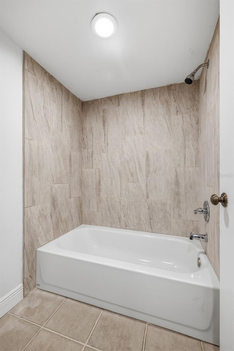 4873 Puritan Cir #2401 Property Photo 21