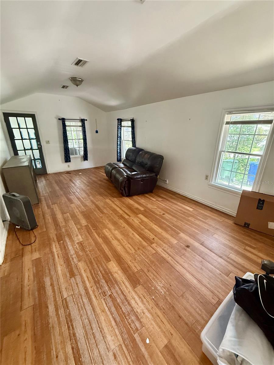 1014 W Mohawk Ave Property Photo 21