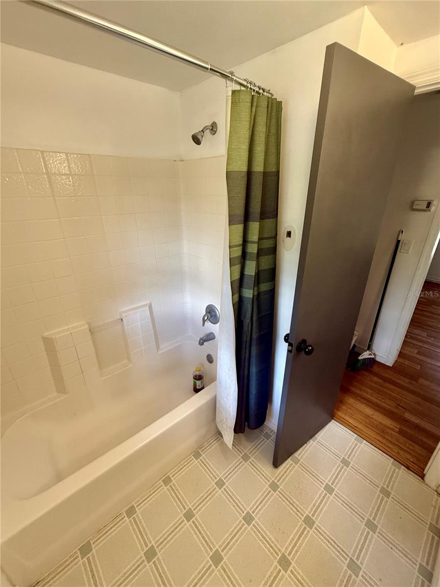 1014 W Mohawk Ave Property Photo 29