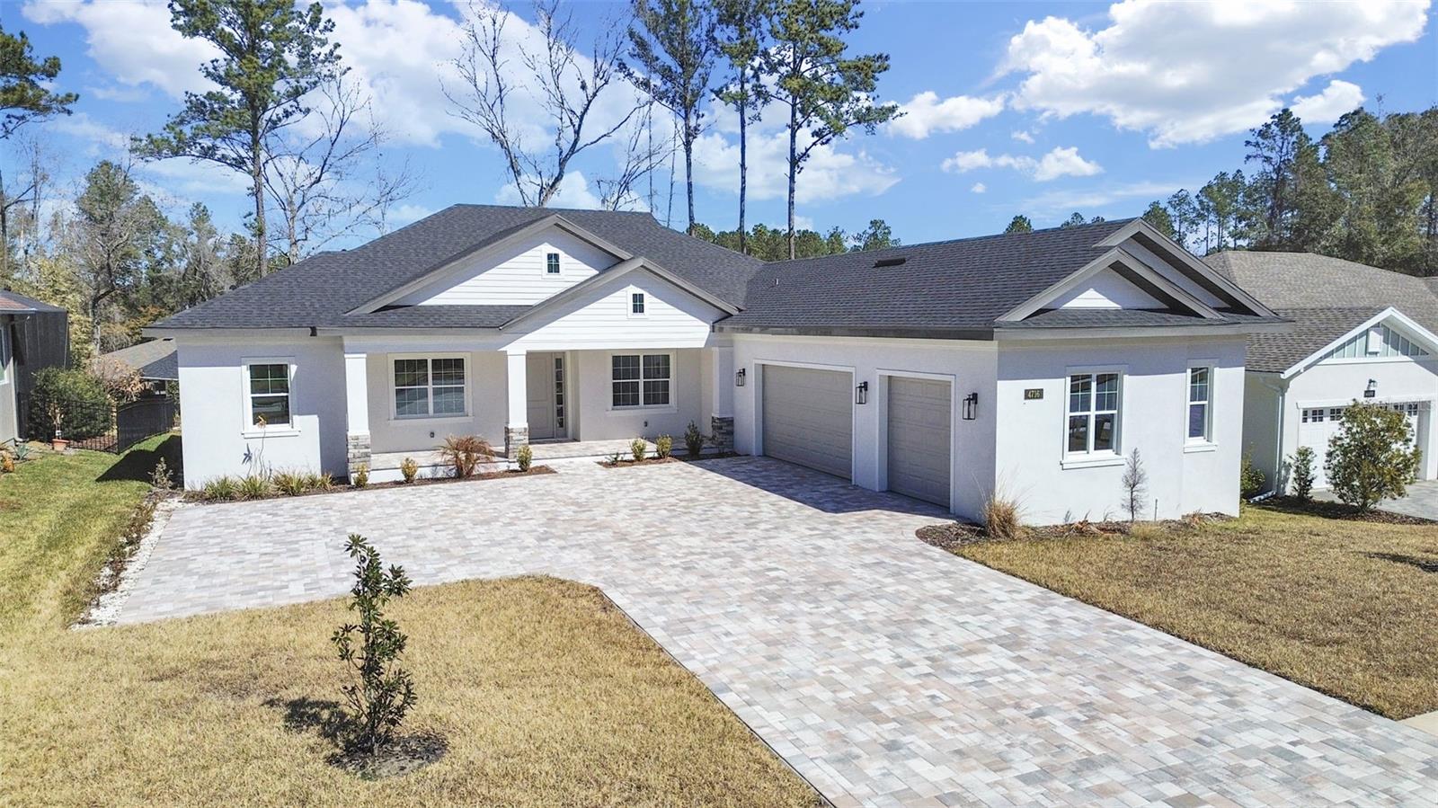 4716 HICKORY OAK DR Property Photo 1