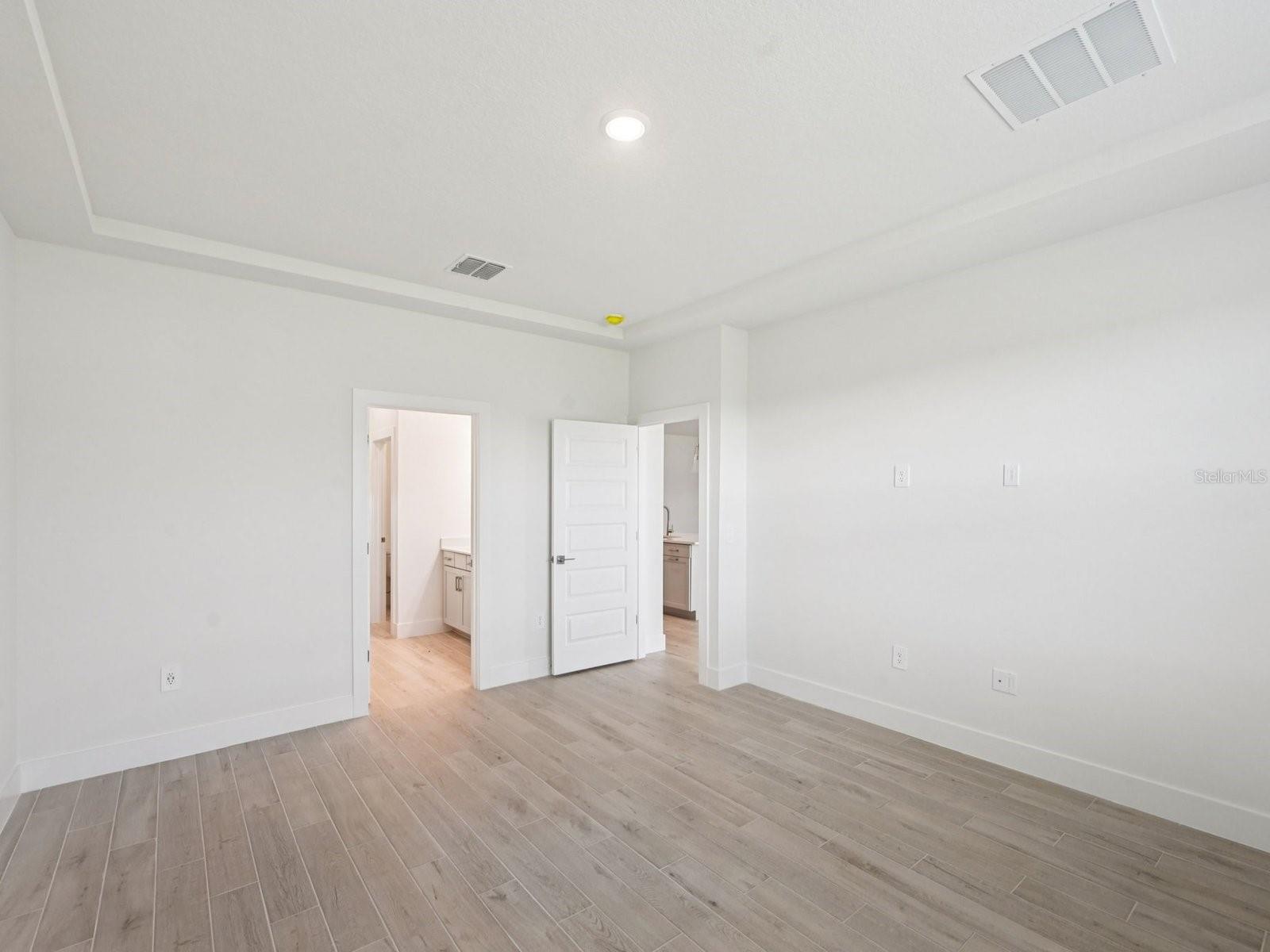 157 Sun Chaser Dr Property Photo 8