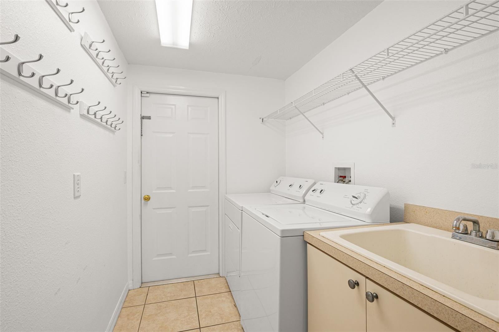 7904 Oregold Dr Property Photo 23