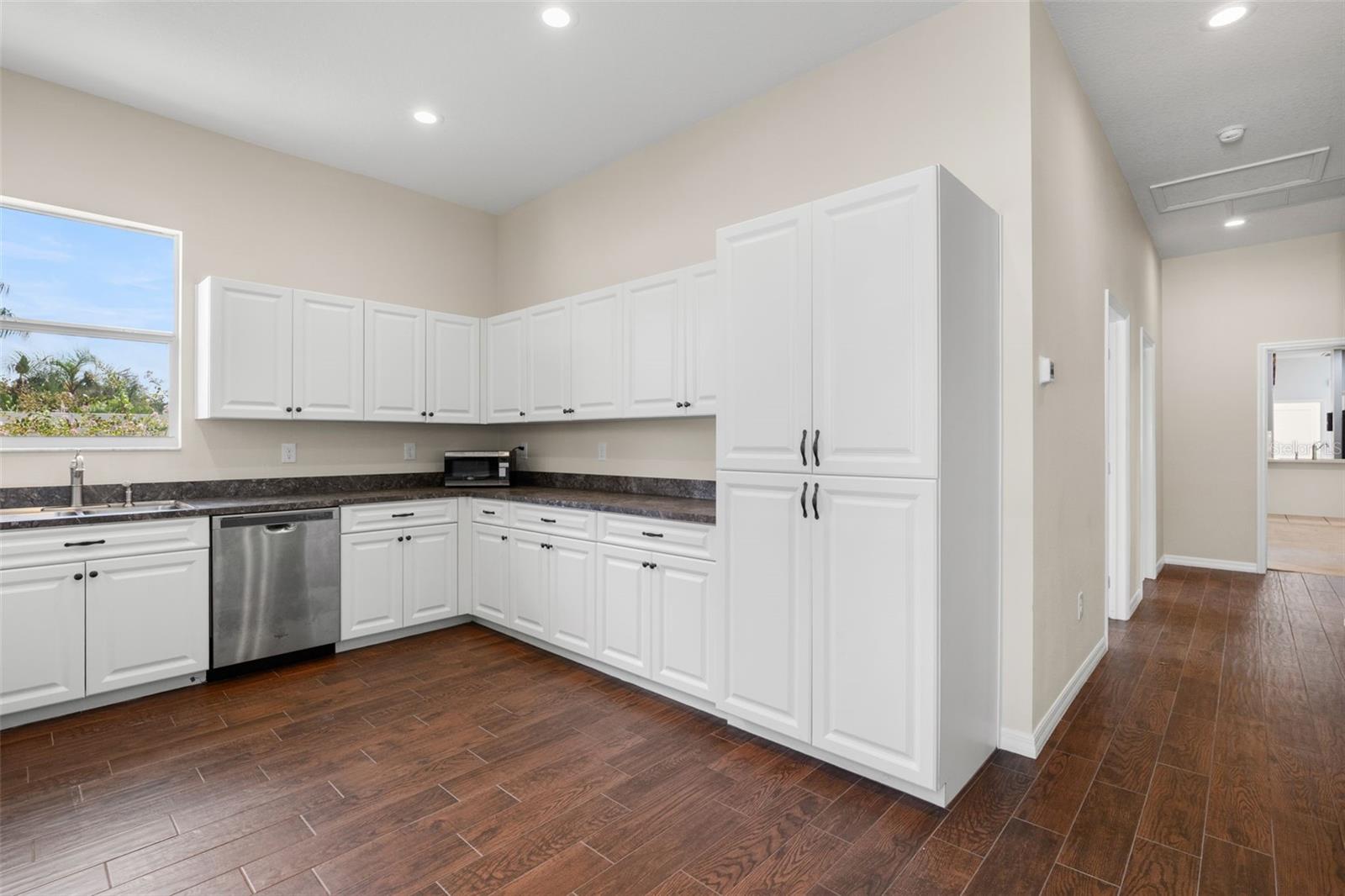 7904 Oregold Dr Property Photo 51