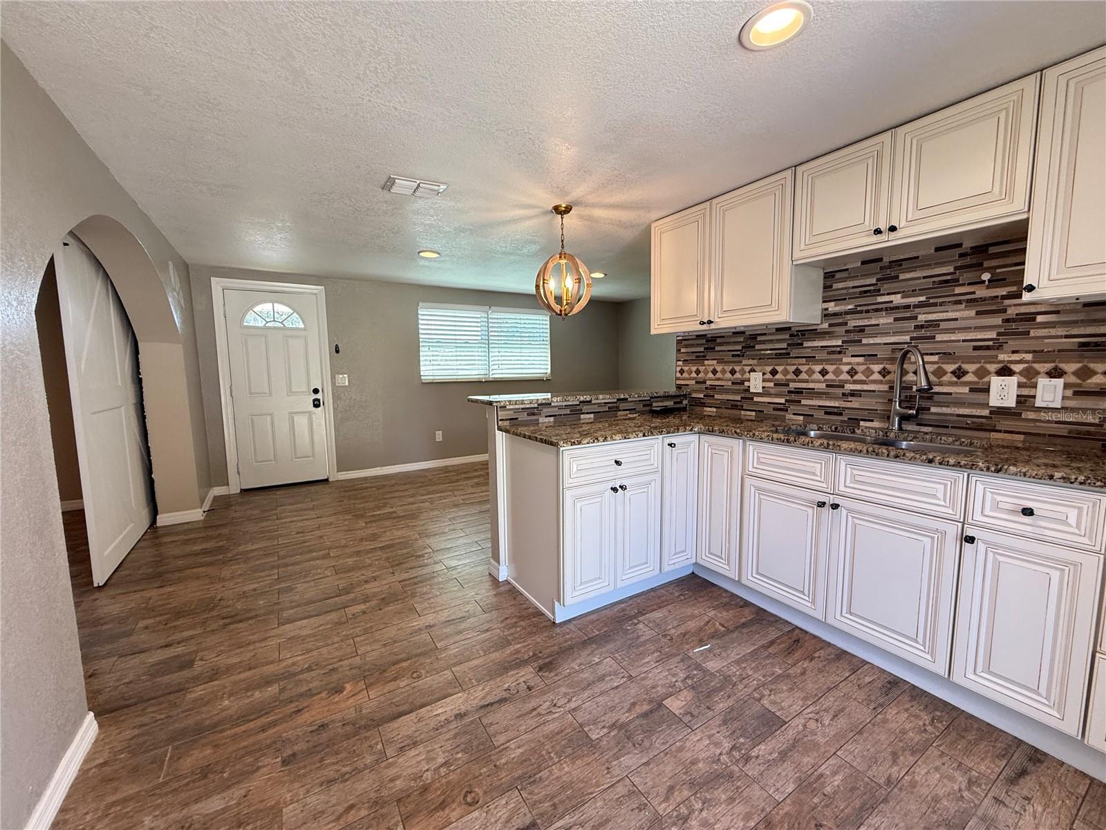 11305 Oak Dr Property Photo 7