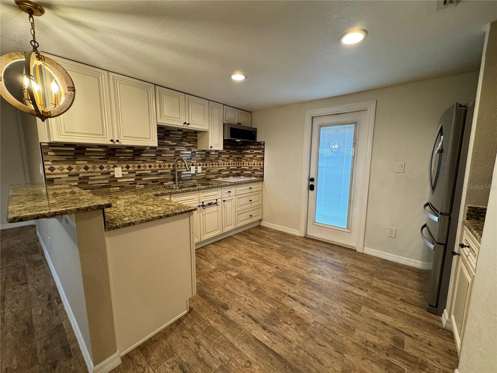 11305 Oak Dr Property Photo 8