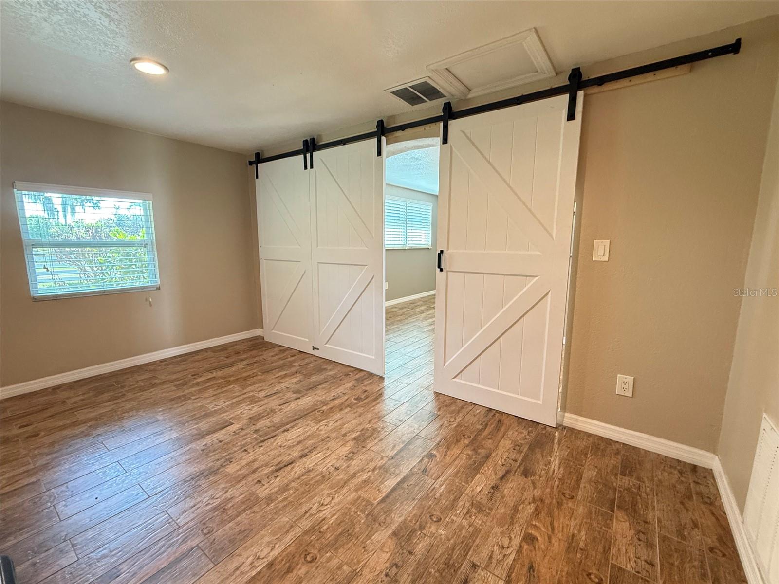 11305 Oak Dr Property Photo 11