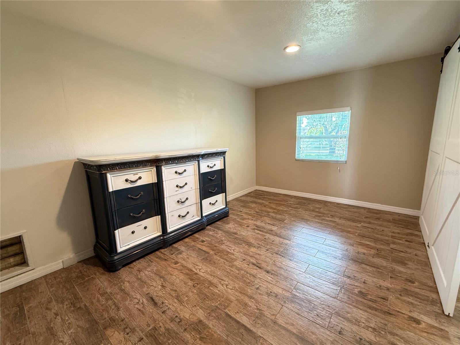 11305 Oak Dr Property Photo 12