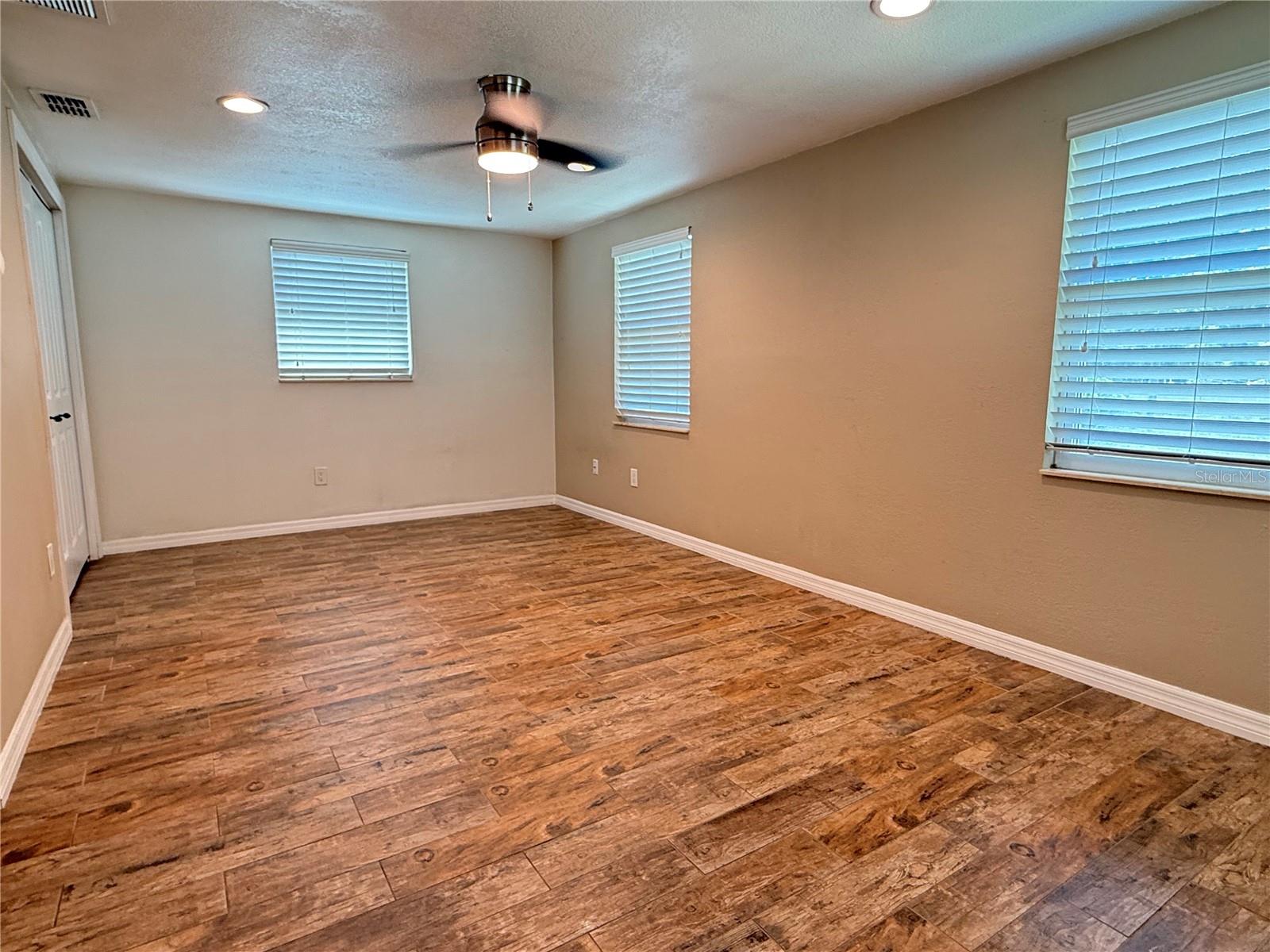 11305 Oak Dr Property Photo 15