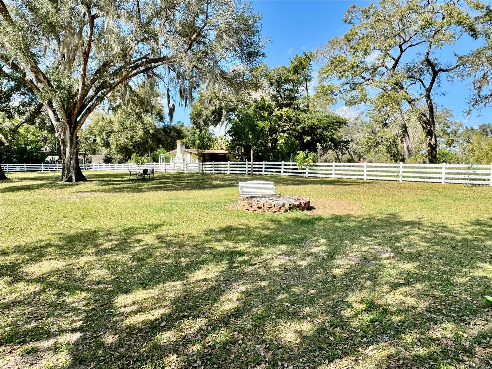 11305 Oak Dr Property Photo 18