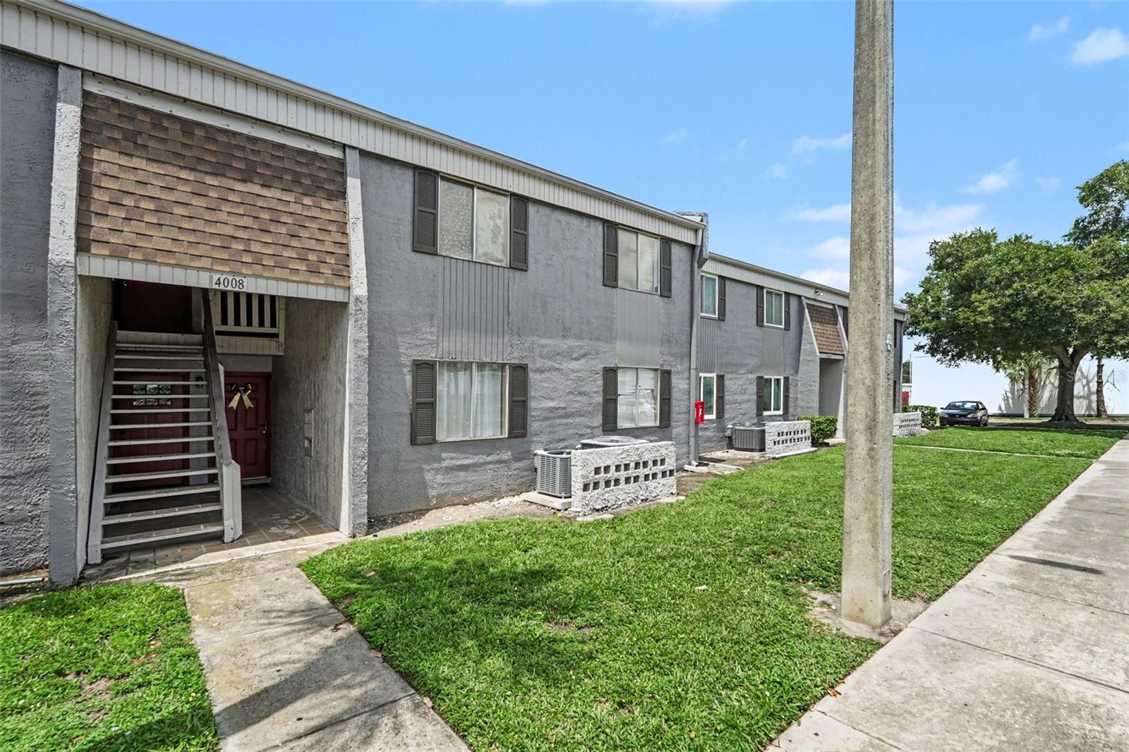 4008 Cortez Dr #b Property Photo 3