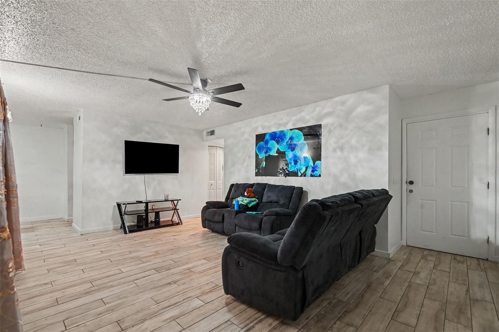 4008 Cortez Dr #b Property Photo 10