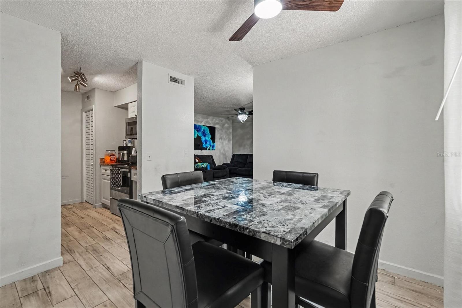 4008 Cortez Dr #b Property Photo 15