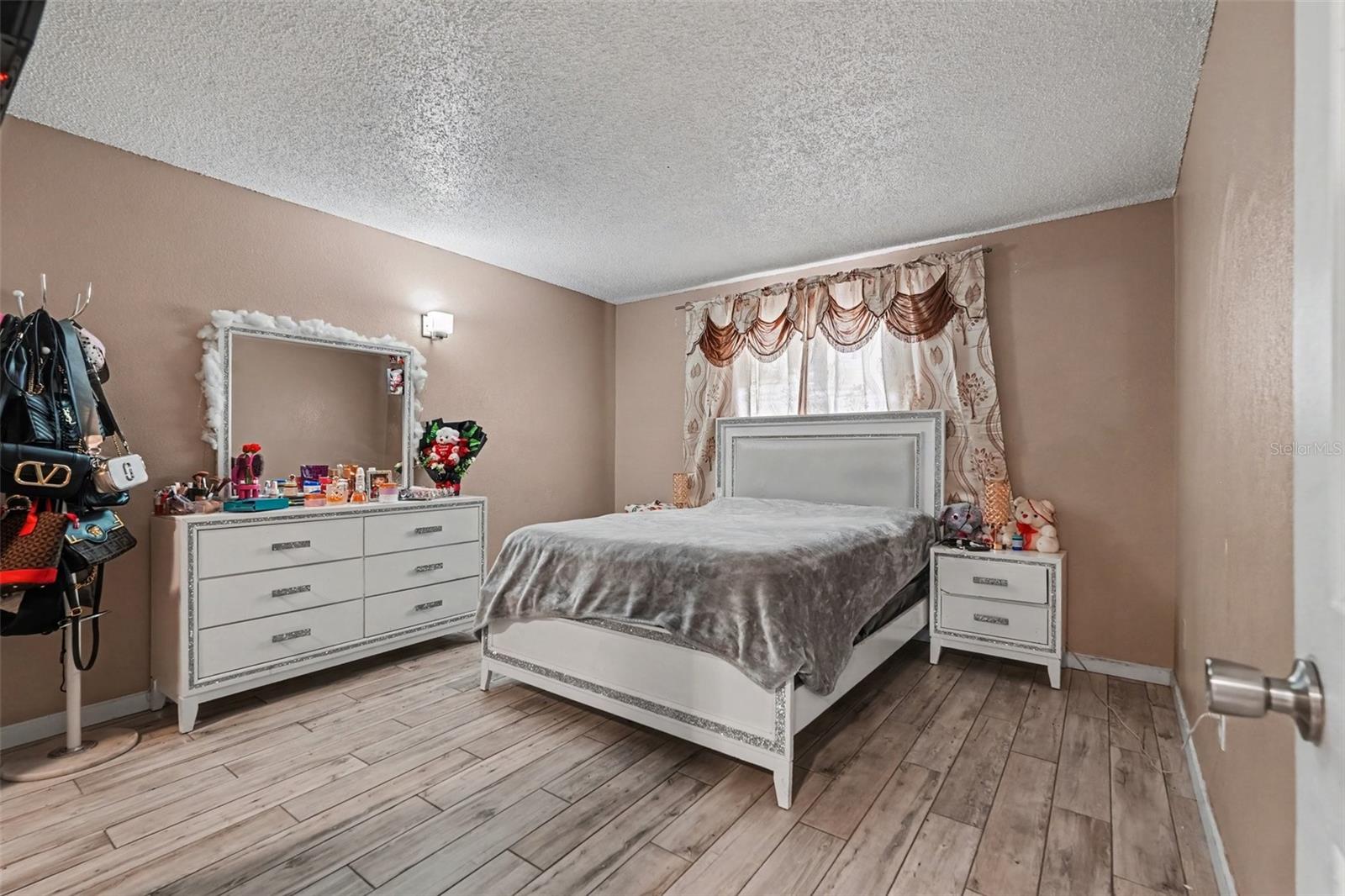 4008 Cortez Dr #b Property Photo 18