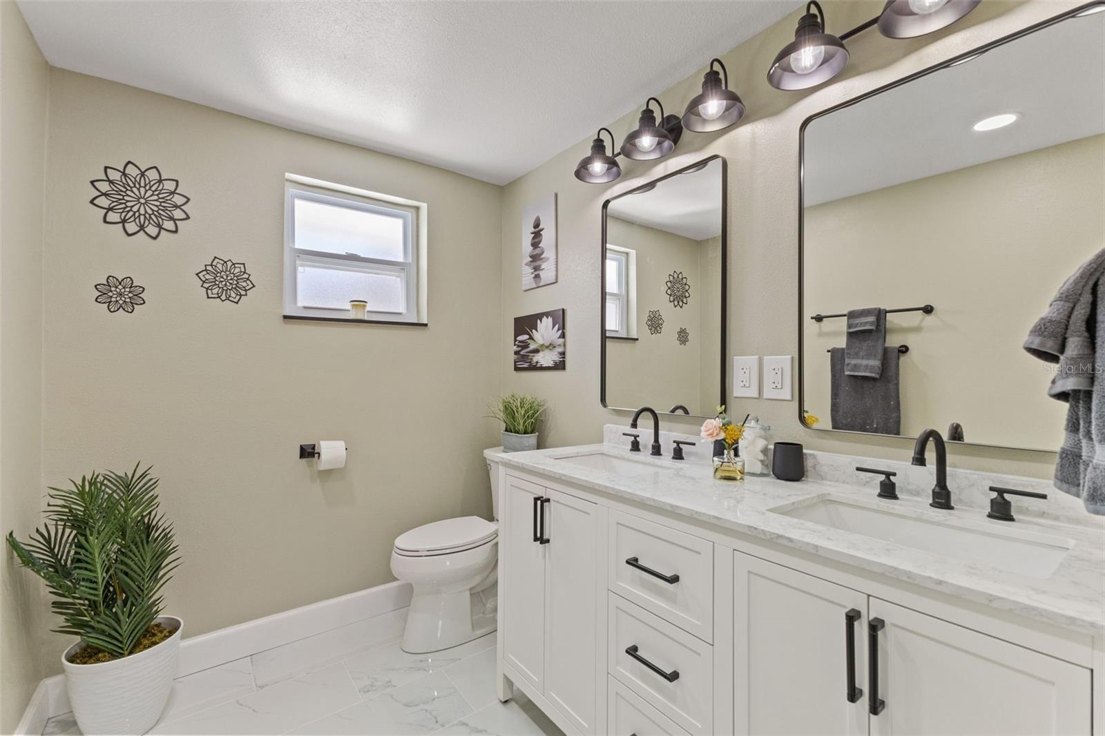 17504 Thomas Blvd Property Photo 23