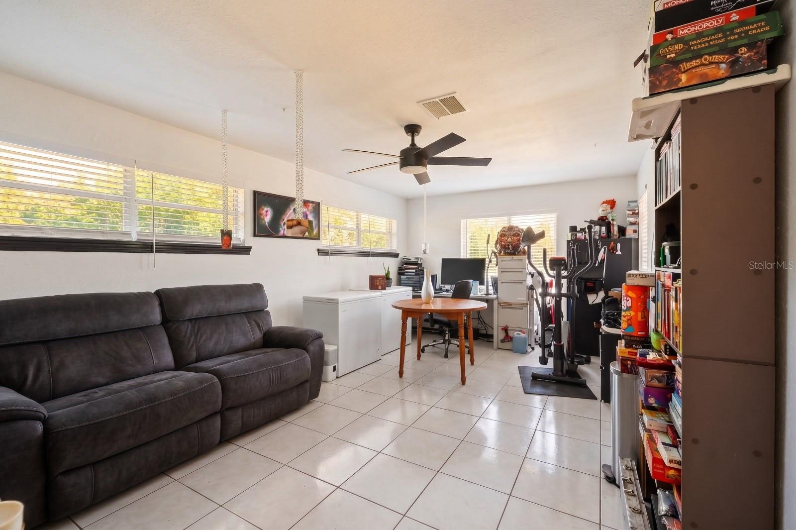 1803 E Bougainvillea Ave Property Photo 20
