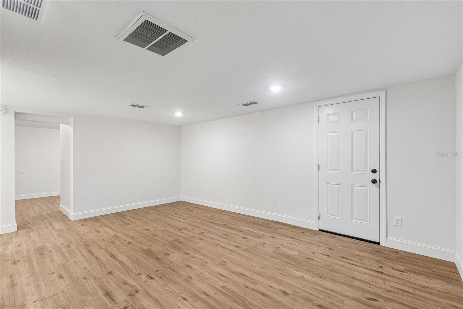 17503 Galveston St Property Photo 25