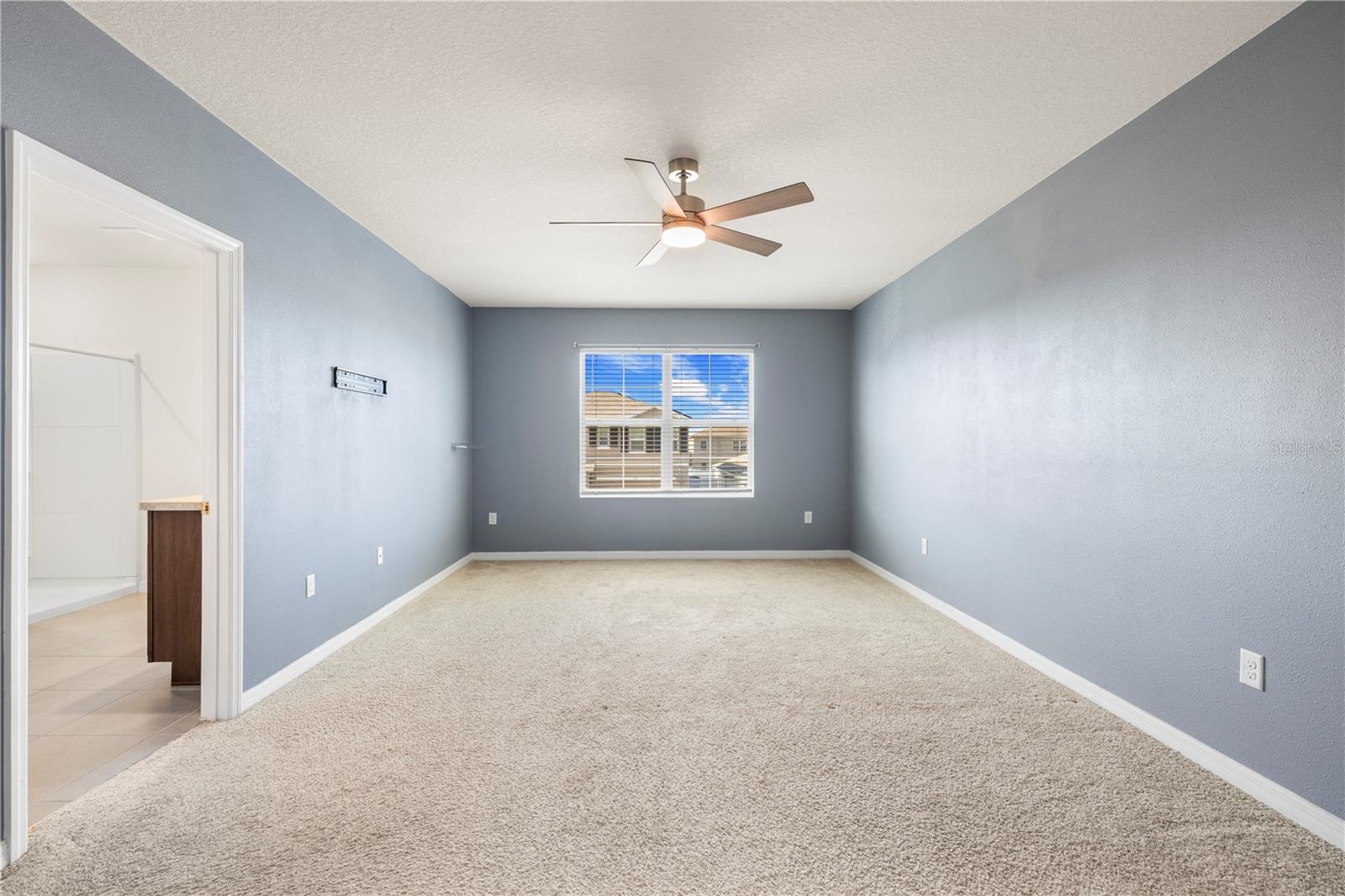 10212 Golden Light Ct Property Photo 10
