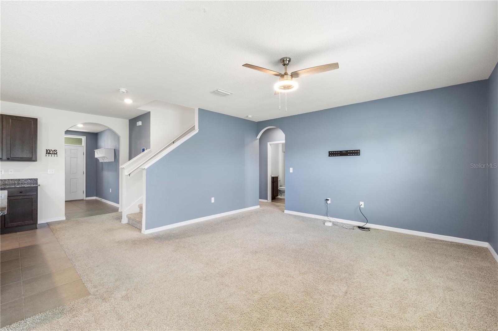10212 Golden Light Ct Property Photo 12