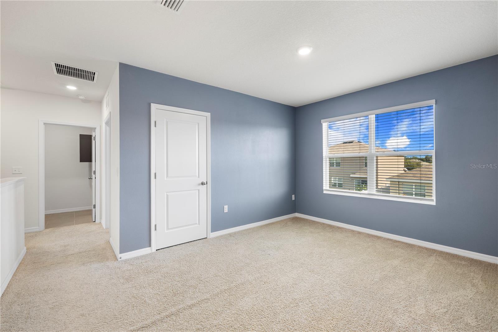 10212 Golden Light Ct Property Photo 22
