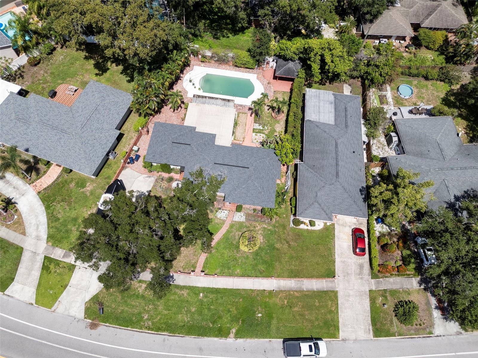 451 W Davis Blvd Property Photo 4