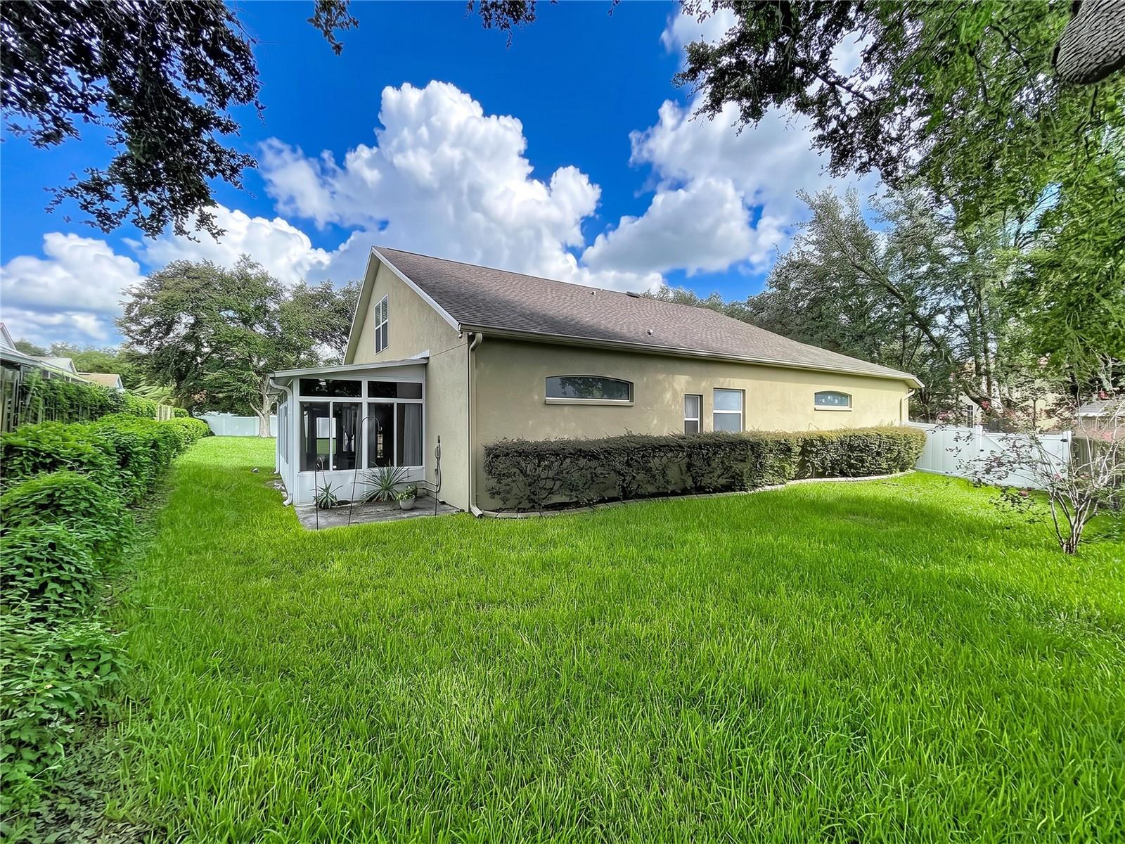 1124 Split Silk St Property Photo 7