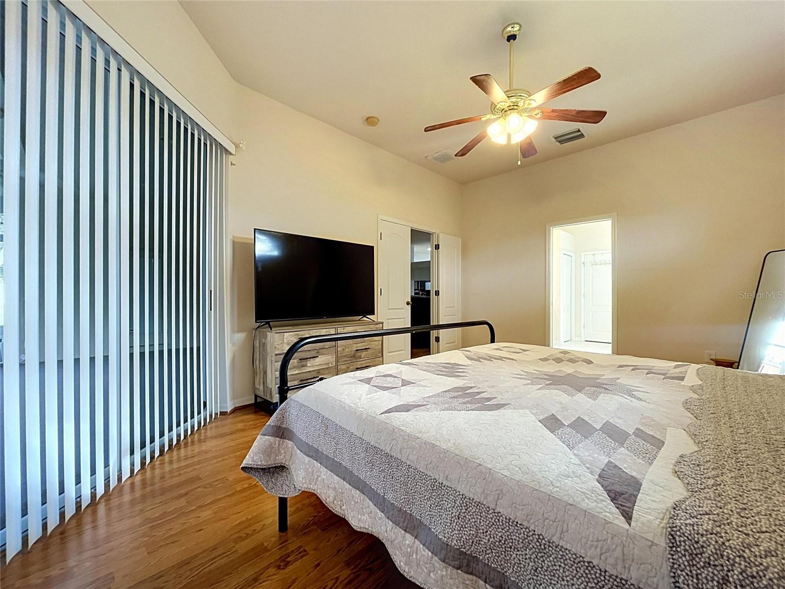 1124 Split Silk St Property Photo 35