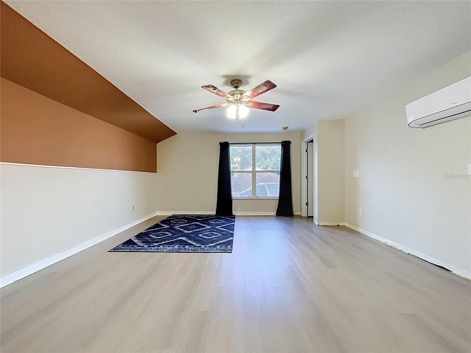 1124 Split Silk St Property Photo 40