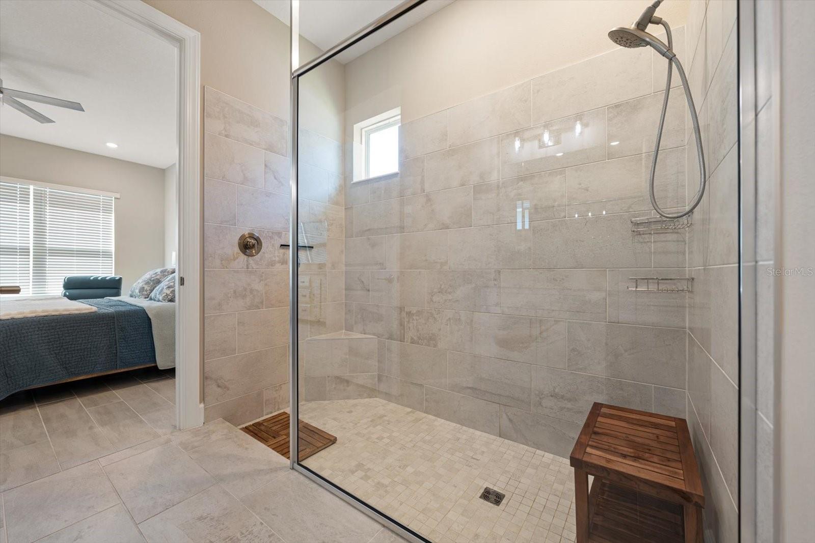 11410 Casella Pl Property Photo 14