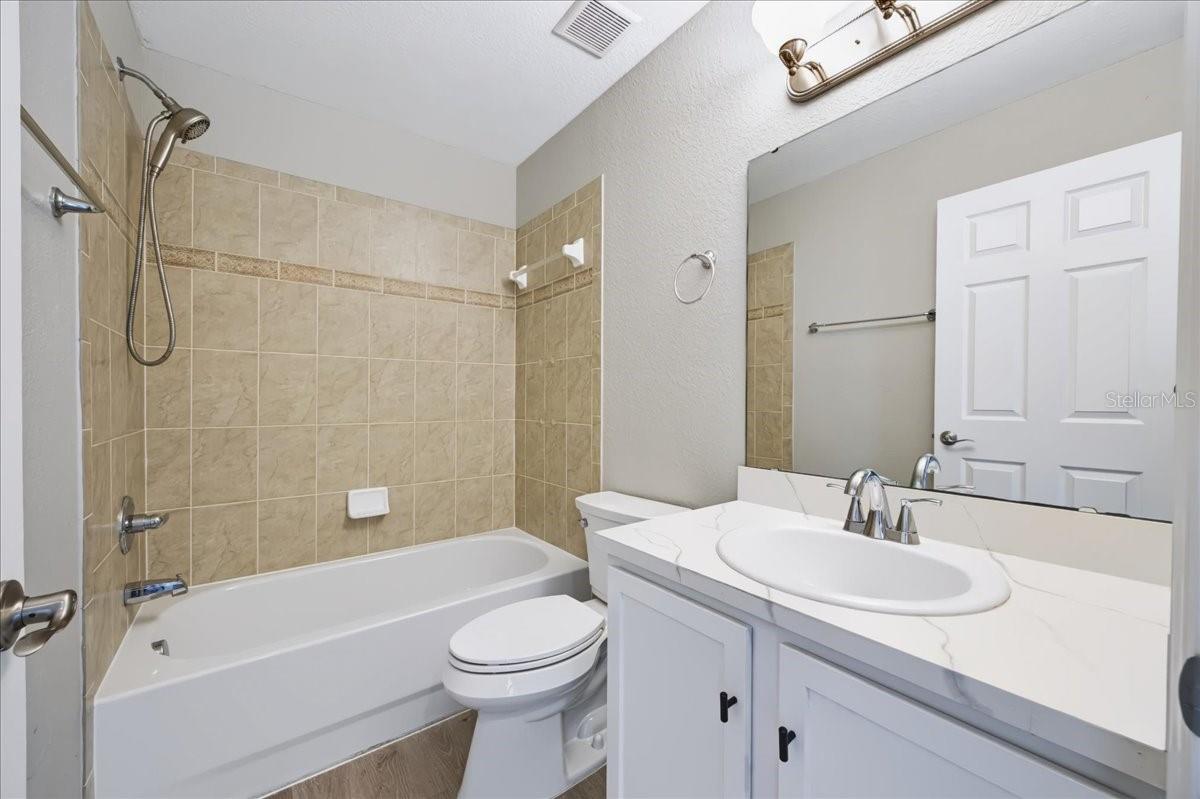 8810 Pebblebrooke Dr Property Photo 15