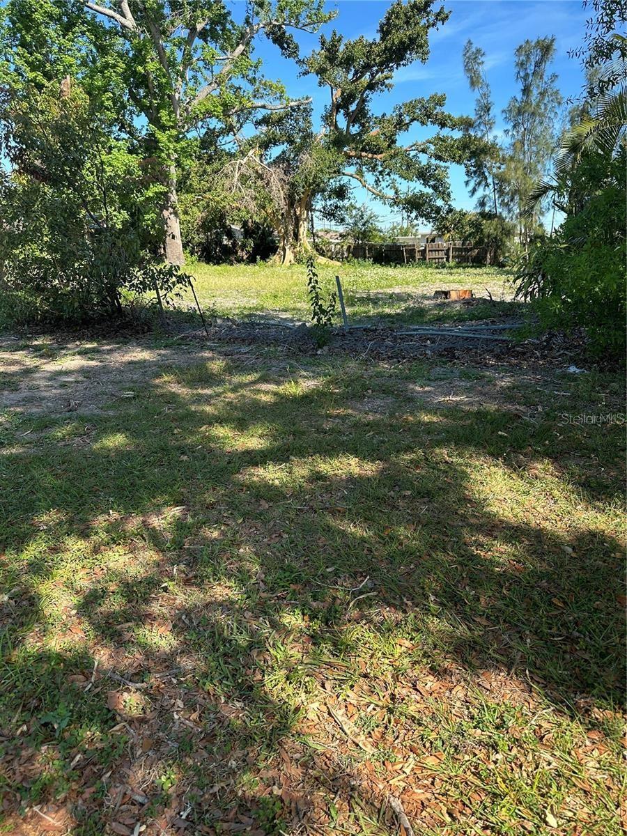 4049 45th Ave N Property Photo 2